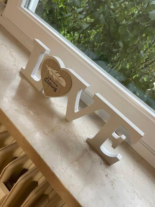 Apartamento Fewo Boho 110 Qm Mit Bergblick 3 Min Bahnhof Laufen Exterior foto